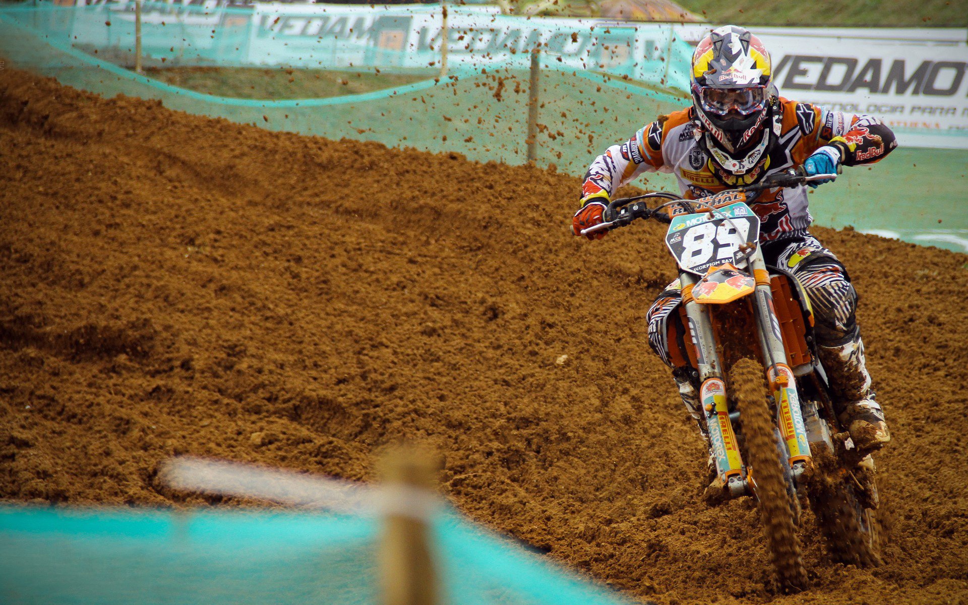 “卡路里运动场”等趣味体育挑战赛在全民健身日当天举行，吸引众多参与者